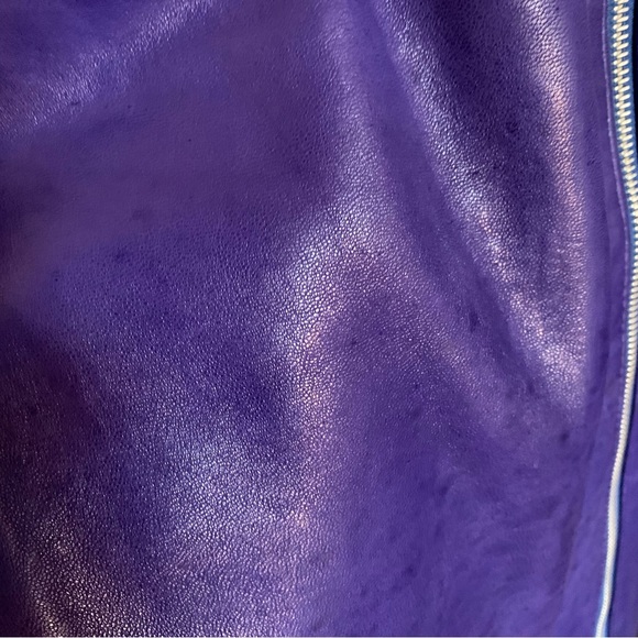 Vintage Supple Purple Leather Skirt Sz. 4 Rayon lined 24” waist - Picture 8 of 10